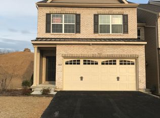 1427 Caspian St, Allentown, PA 18104