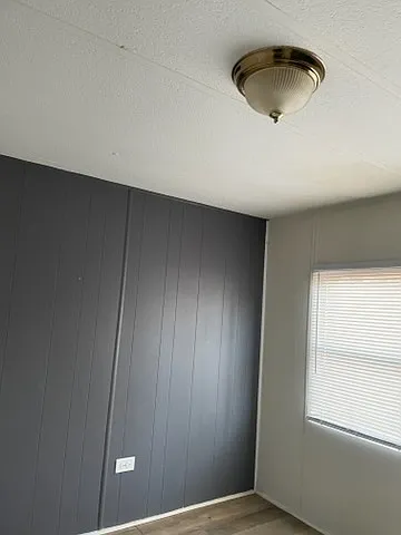 125 Emily St — Photo 4