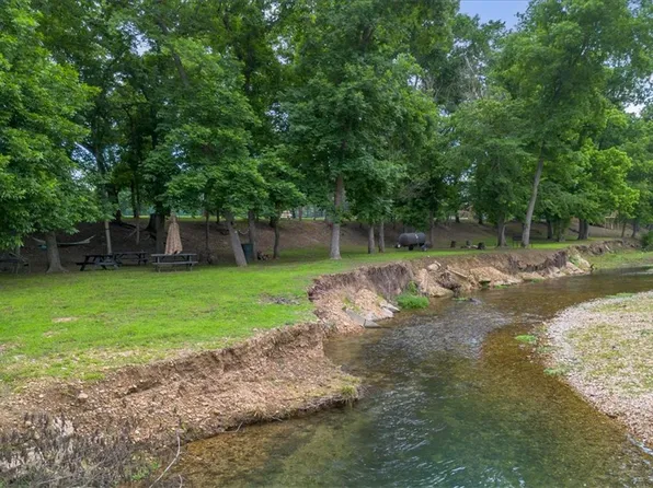 16123 Fruitwood Rd, Gravette, AR 72736