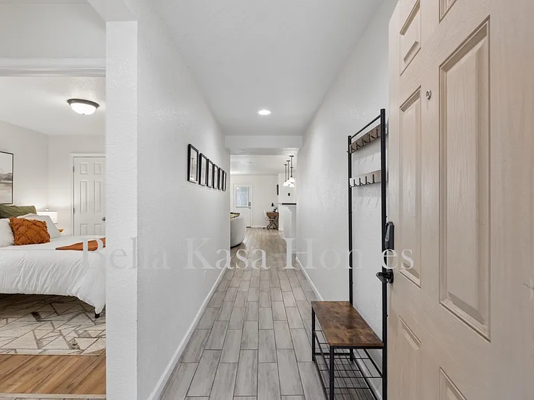 903 Spello Cir — Photo 11
