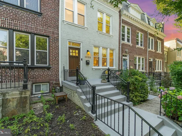 1933 Lincoln Rd NE, Washington, DC 20002
