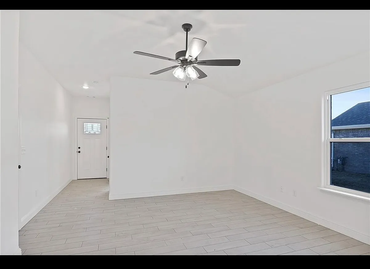 Building Photo - 1512 Lowery St