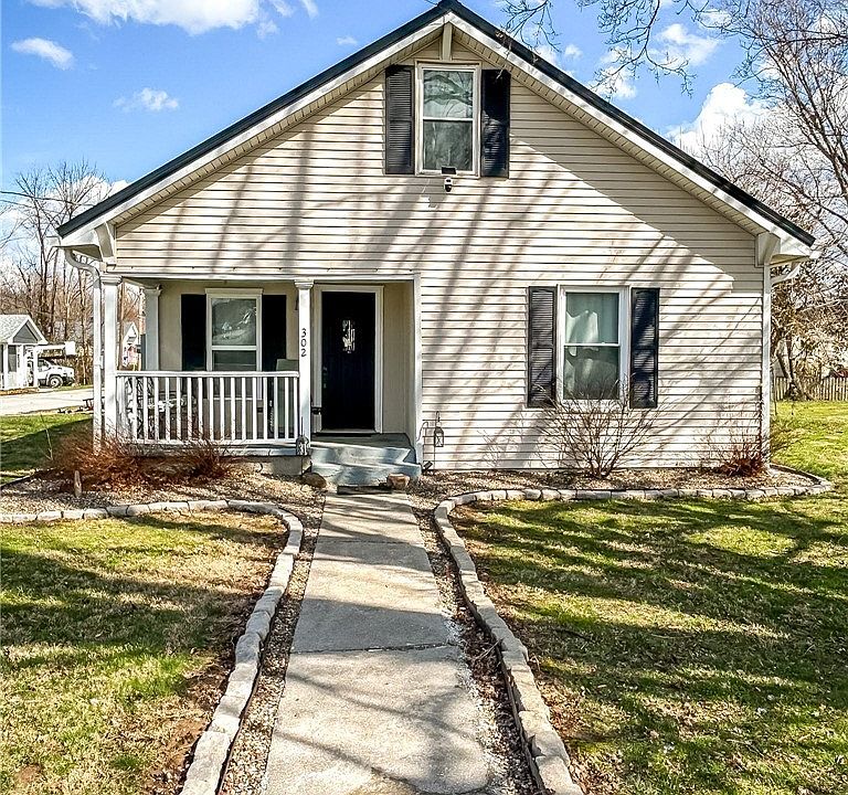 1st image of 302 Josephine Street