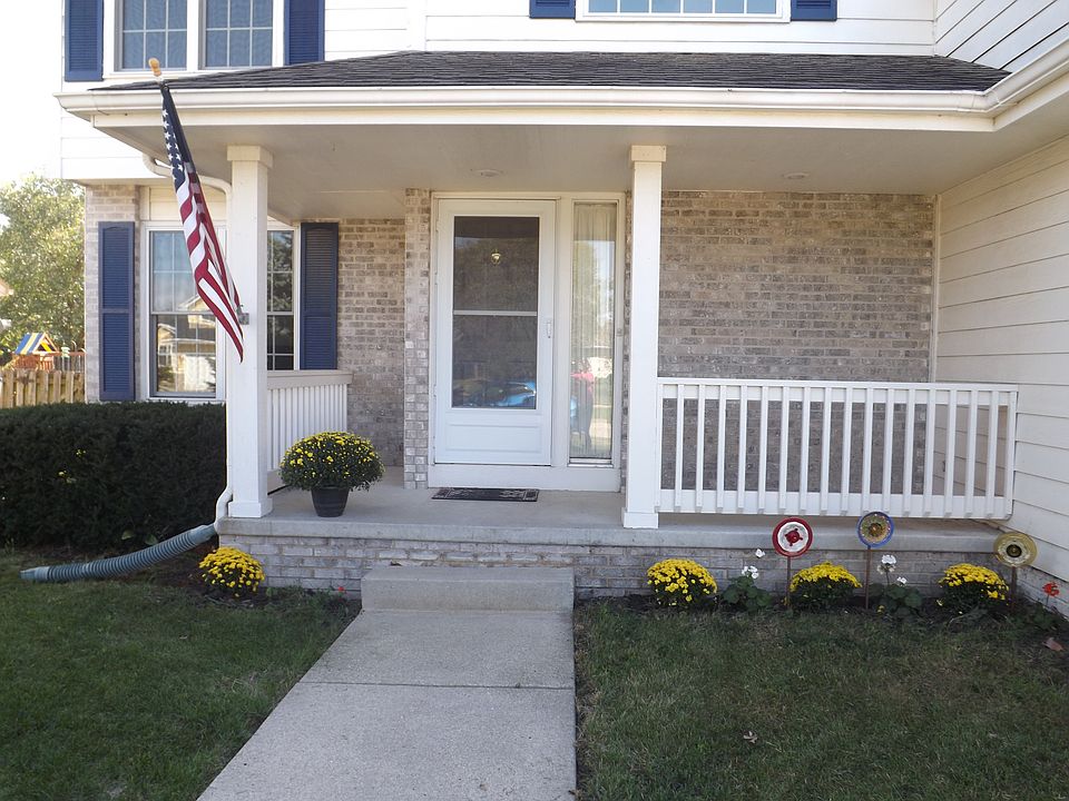 1st image of 8916 Longview Dr