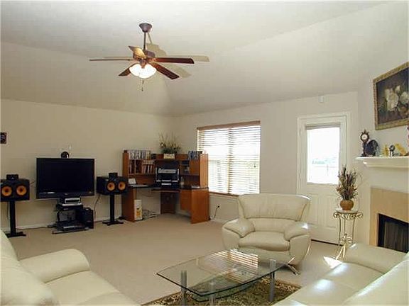 4th image of 13719 Jengo Dr