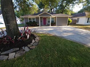 1071 W 43rd St, Houston, TX 77018