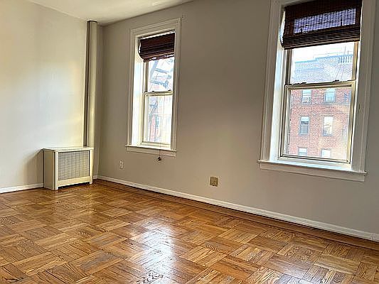 3rd image of 41-41 43rd St #E3