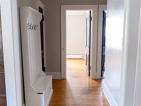 2nd image of 1041 Washington Ave