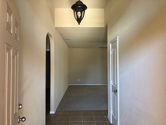 5th image of 10232 S Race St