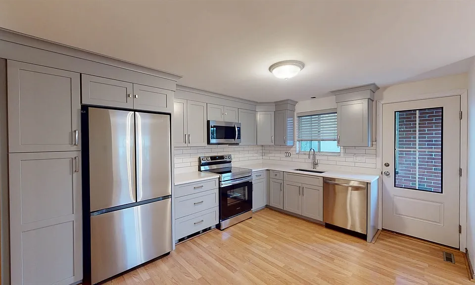 19 Ashmont Ave #1A