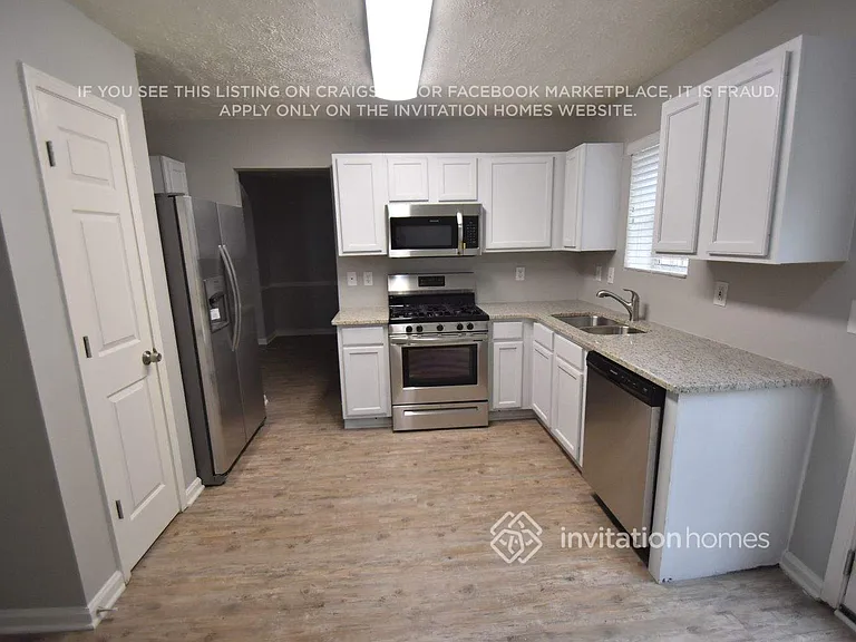 1186 Summerstone Trce — Photo 4