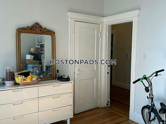 4th image of 86 Glenville Ave APT 5