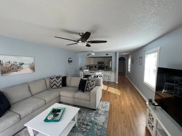 145 Escambia Ln APT 108, Cocoa Beach, FL 32931