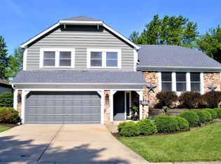 395 Stratford Ct, Aurora, IL