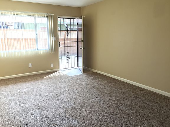 3rd image of 4458 Kansas St APT 3