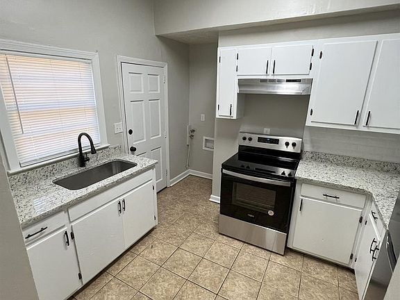 5th image of 905 Wright Dr #905