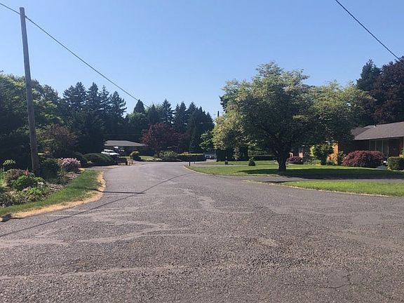 5th image of 12226 SE Guilford Dr