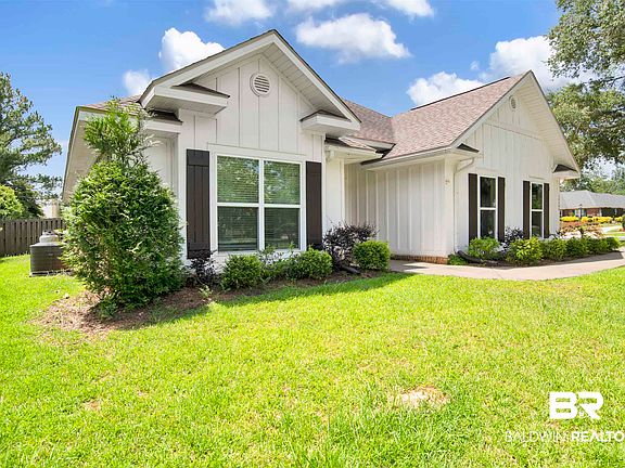 5th image of 16496 Gaineswood Dr N