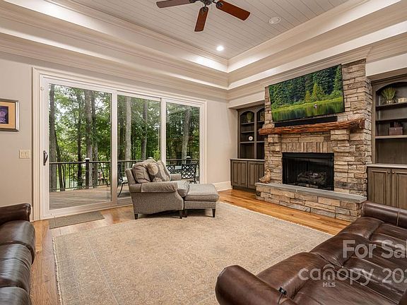 4th image of 4637 Hawkes Bay Ct