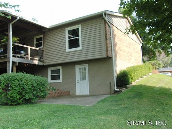 5th image of 123 Hampton Dr
