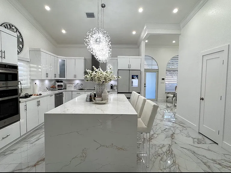 11500 SW 153rd Ave — Photo 3