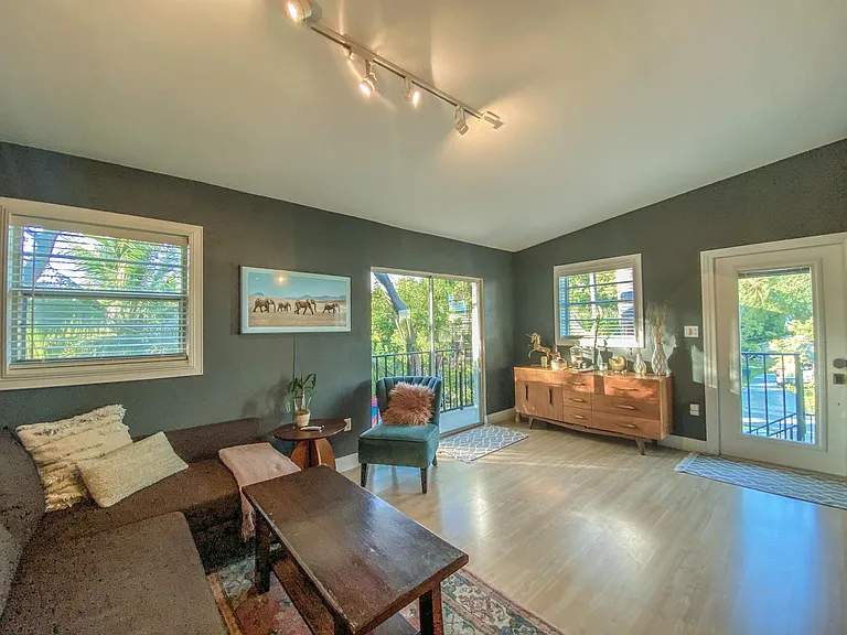 402 Coconut Dr — Photo 19
