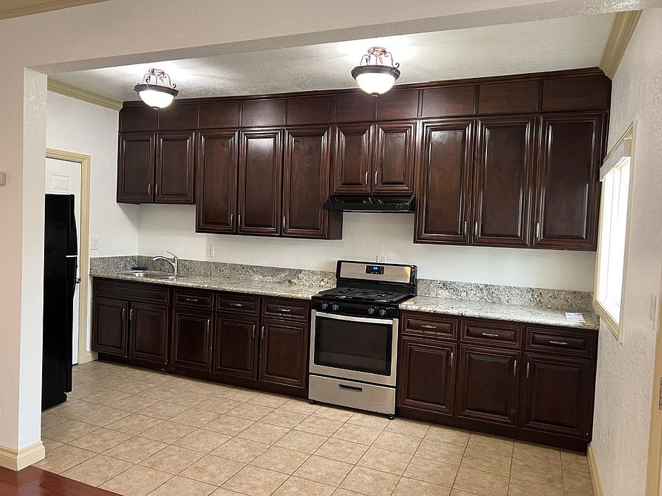 1st image of 4444 W 115th St APT B