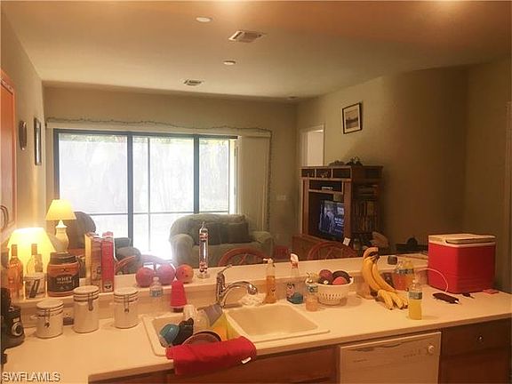 5th image of 4910 SW 17th Pl #3