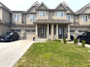 100 Sunflower Pl, Welland, ON L3C 0H8