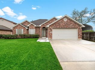 509 12th Ave N, Texas City, TX 77590