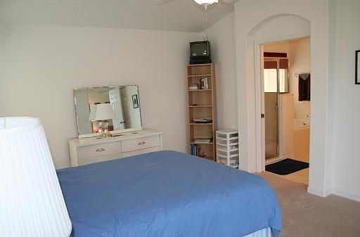 5th image of 5553 Aurora Dr