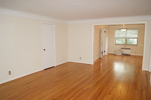 3rd image of 1294 Herlin Pl APT 4