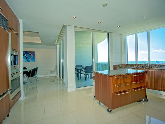 5th image of 16001 Collins Ave APT 3006
