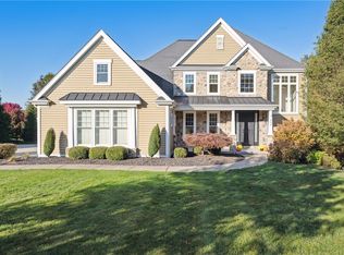 230 Longbow Ln, Mars, PA 16046