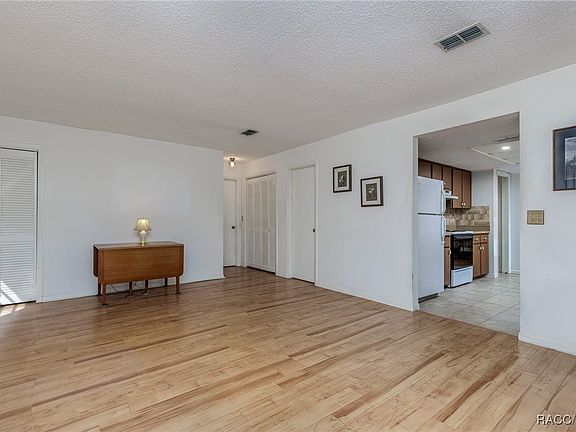 4th image of 5911 N Brookgreen Dr