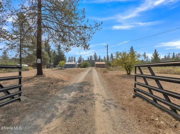 396 Wakena Ln, Priest River, ID 83856