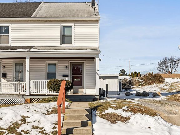 3rd image of 841 Rose Hill Ave
