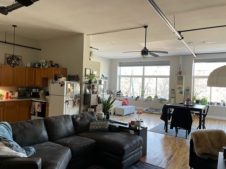 10 Franklin Ct #1 — Photo 6