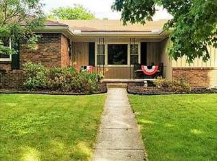 500 Meadow Springs Rd, Maumee, OH 43537