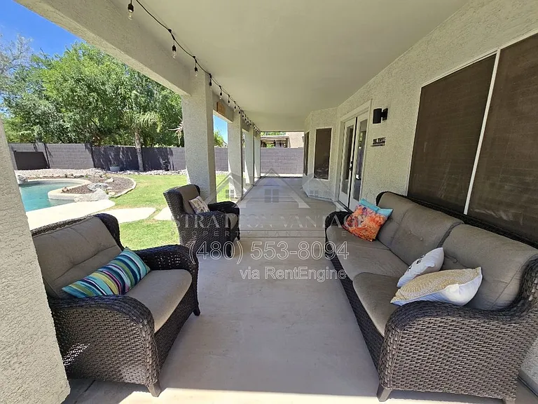 1005 E Stirrup Ln — Photo 31