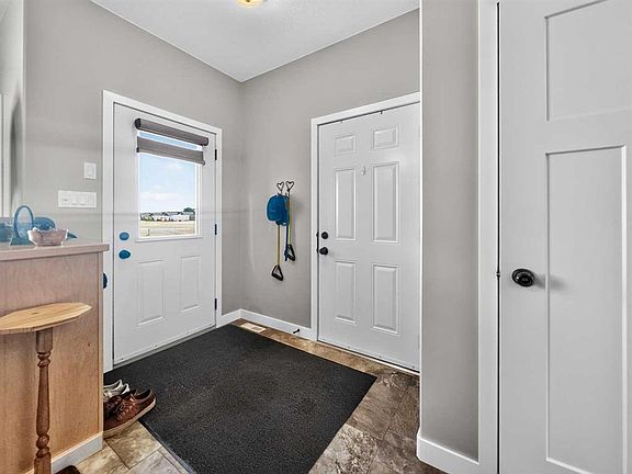 3rd image of 10104 E 112th St #2