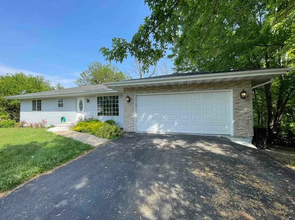 3206 Piper Ct, Rockford, IL 61114