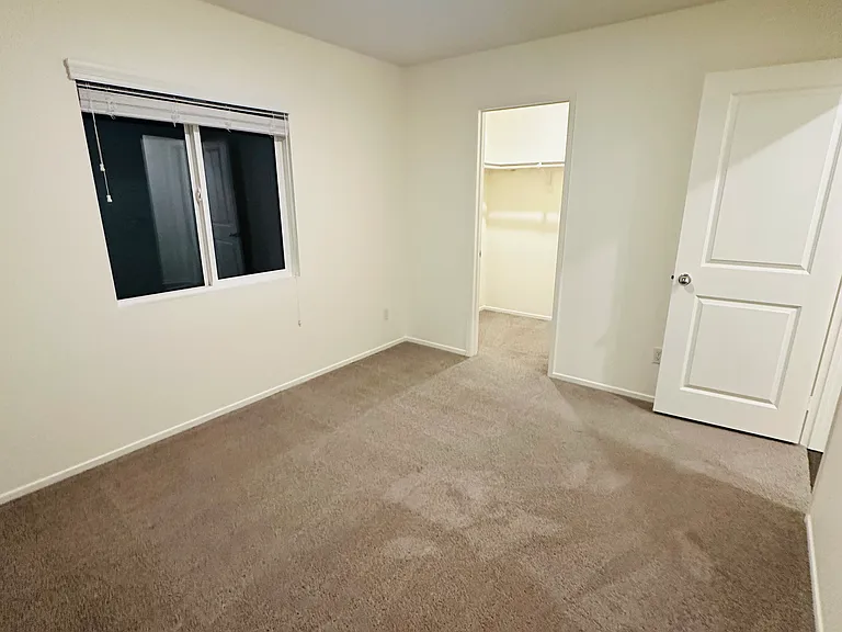 1338 Division Ct — Photo 11