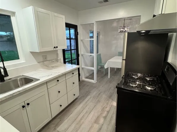 449 S Pampas Ave, Rialto, CA 92376