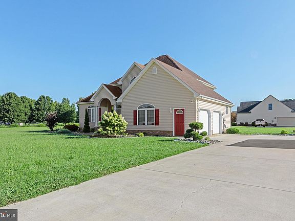 5th image of 25984 Cadillac Way