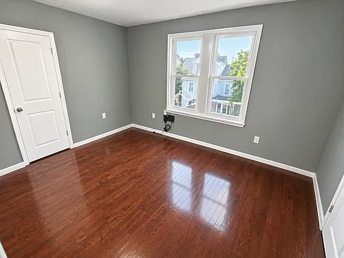 113 Isabella Ave #3A Photo 1