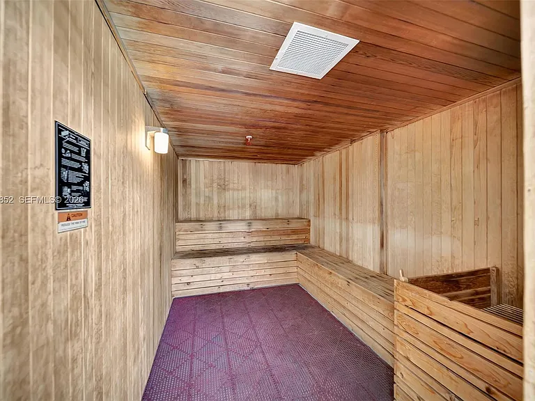 401 SW 4th Ave #203 — Photo 42