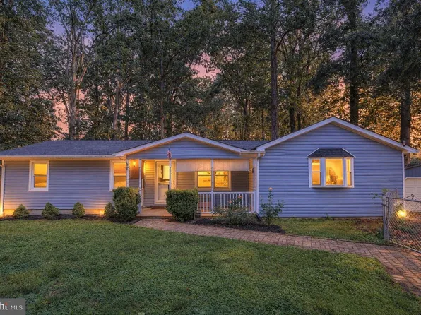 10934 Deerfield Dr, Fredericksburg, VA 22407