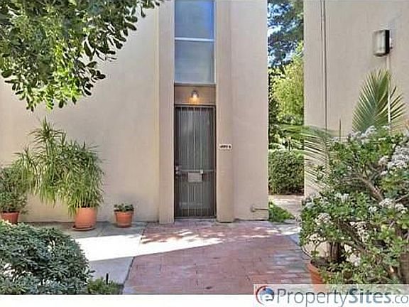 2nd image of 4889 Collwood Blvd Unit A