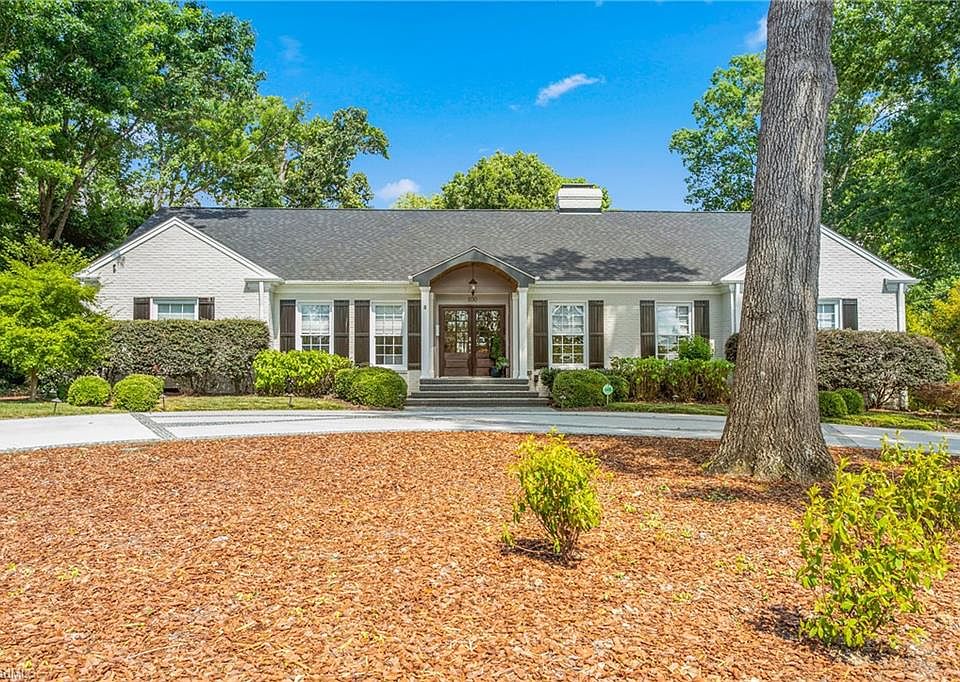 1st image of 100 Knollwood Dr